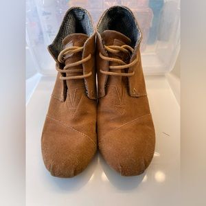 Toms women’s wedges 8w